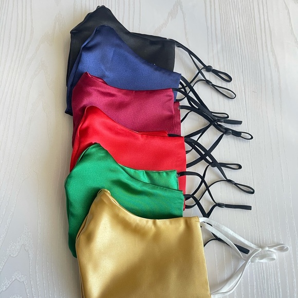 Red Double Satin Mask with Adjustable Straps, Formal Masks, Date Night, Party - Picture 3 of 3